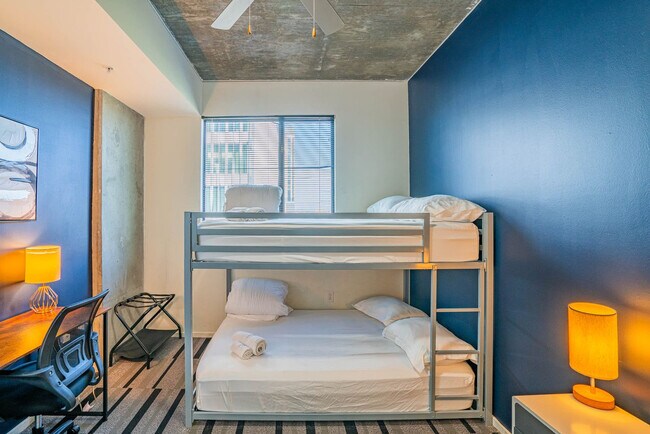 Building Photo - 888 N 4th St