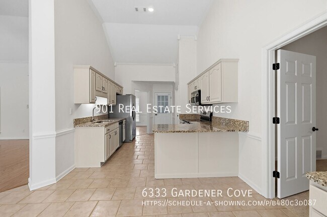 Building Photo - 6333 Gardener Cove