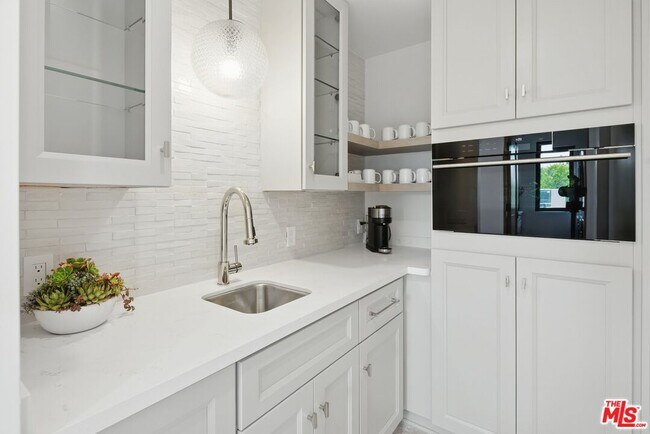 Building Photo - 6326 Trancas Canyon Rd