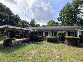 Building Photo - 4650 Rosewood Dr