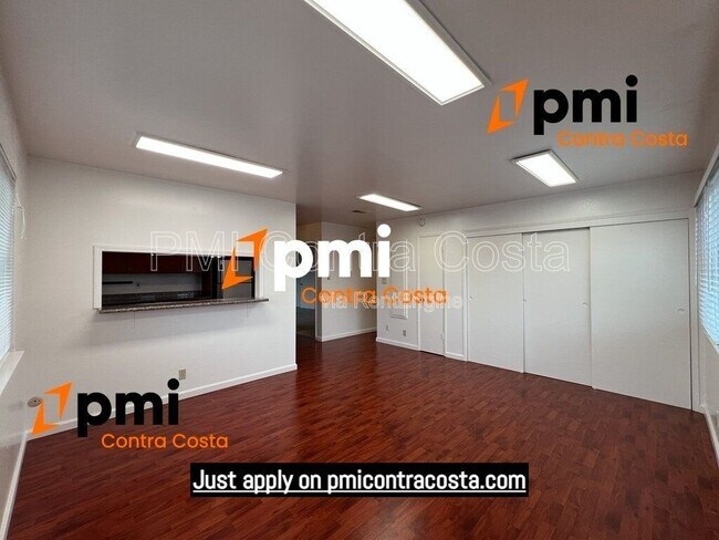 Building Photo - 933 Jackson St