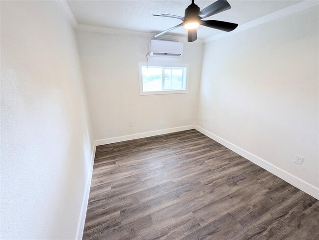 Building Photo - 2306 Garvey Dr