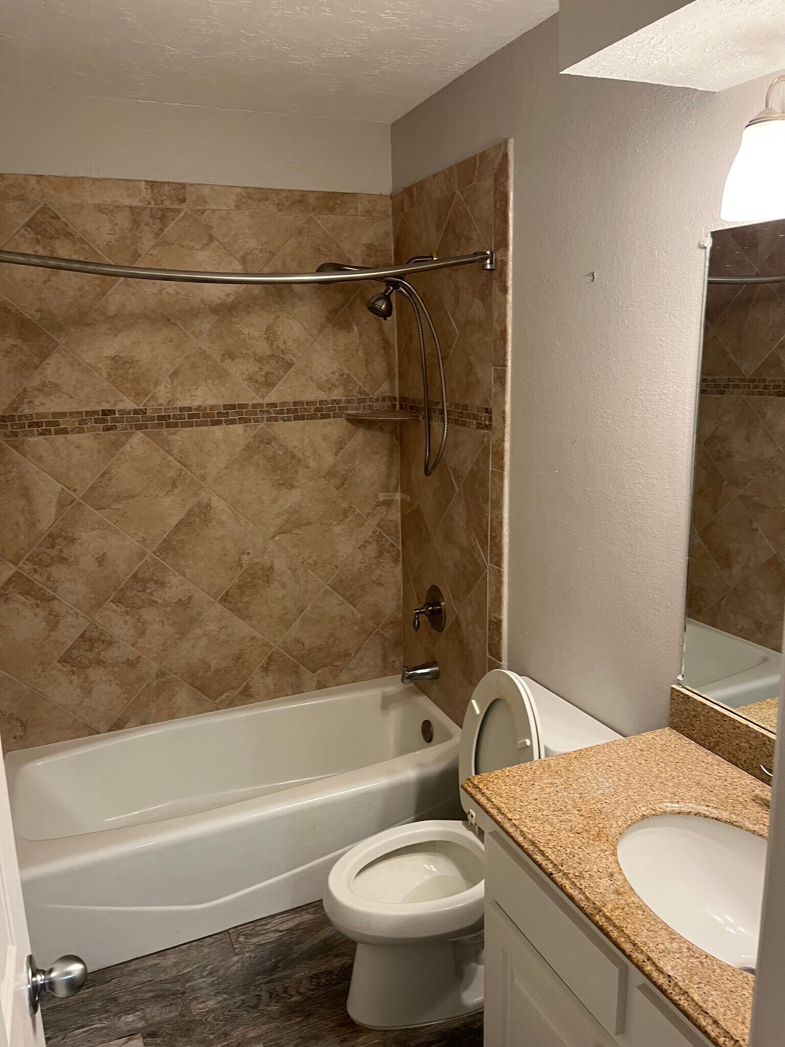 Building Photo - 1503 Wimbledon Dr