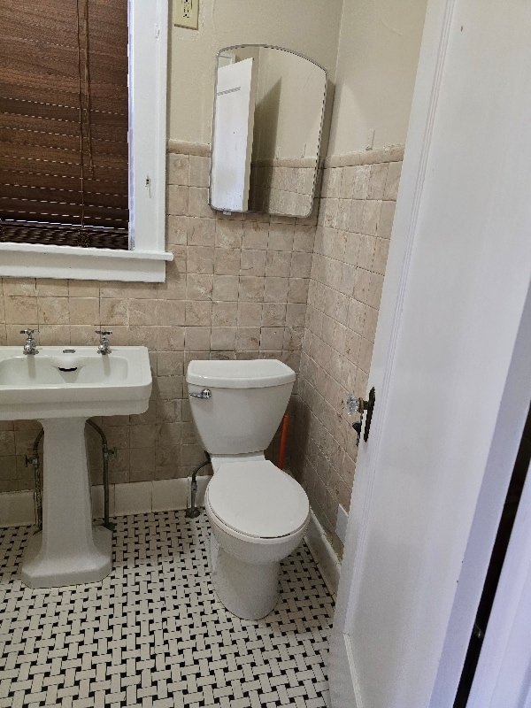 Building Photo - 1730 Union St