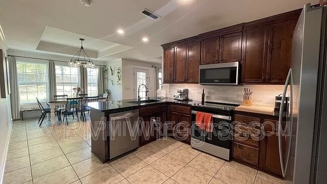 Building Photo - 628 Joe Bruer Rd