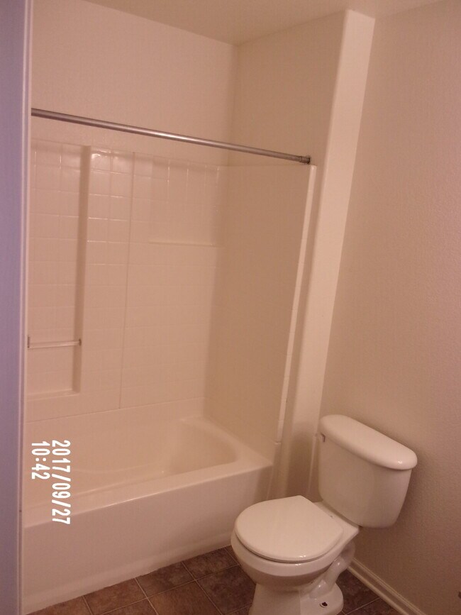 Building Photo - 4631 S Swadley Ct