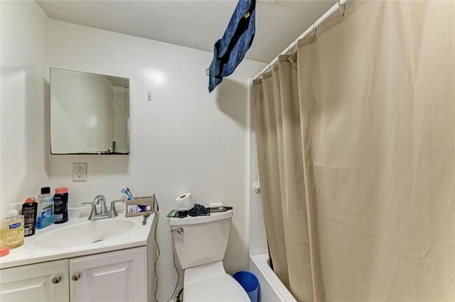 Building Photo - 1701 13th St W