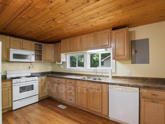 Building Photo - 22167 156th St NW