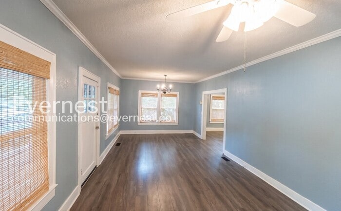 Building Photo - 3617 Monte Vista Dr