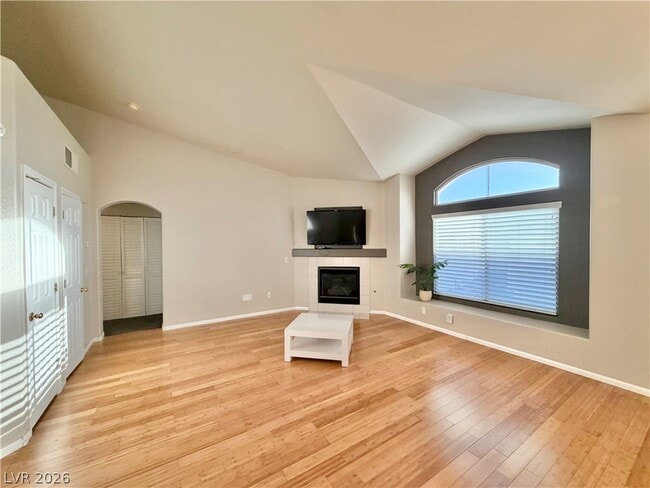 Building Photo - 4930 Black Bear Rd