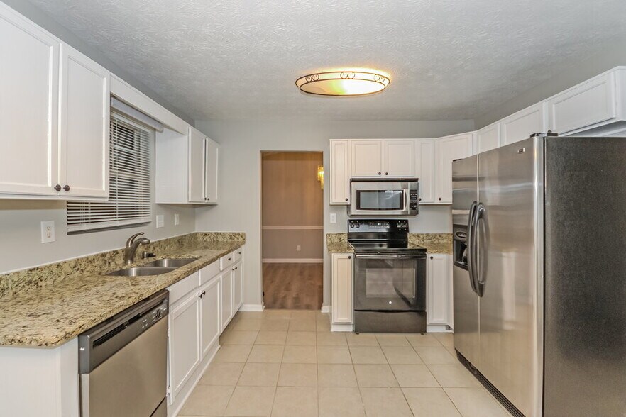 Building Photo - 758 Kilkenny Cir