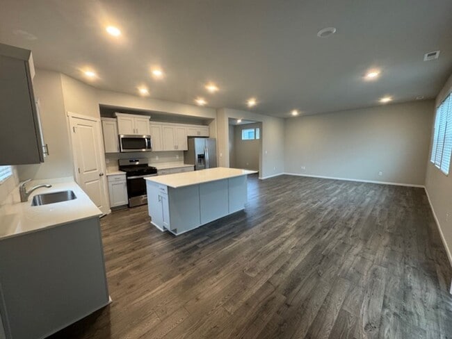 Building Photo - Brand New 2025 Home in Bakerview