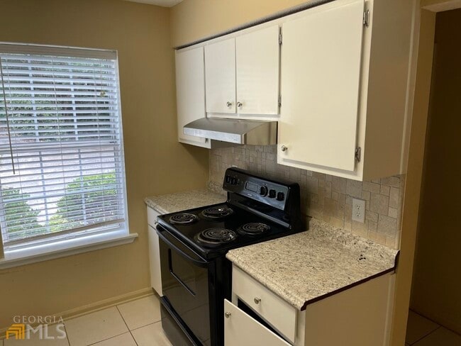 Building Photo - 5313 Waverly Trce