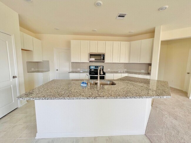 Building Photo - 4939 Hickory Deer Ln