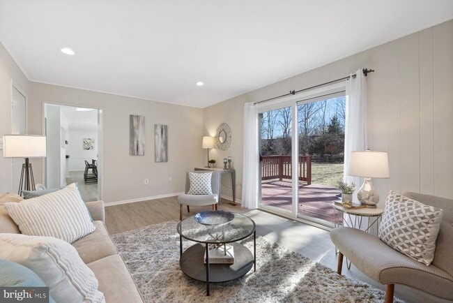 Building Photo - 17105 Amity Dr