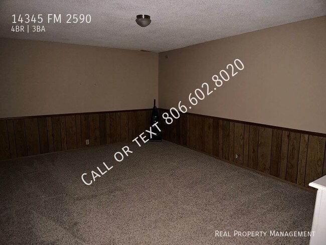 Building Photo - Amazing home south of Amarillo with worksh...