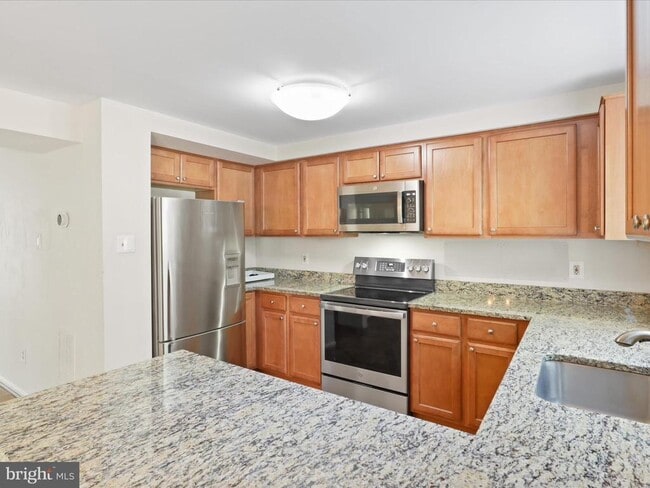 Building Photo - 6502 Coachleigh Way