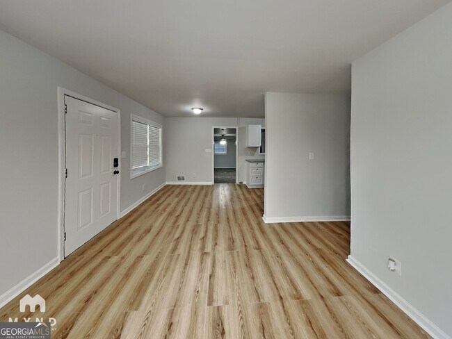Building Photo - 1371 Stoneham Ct