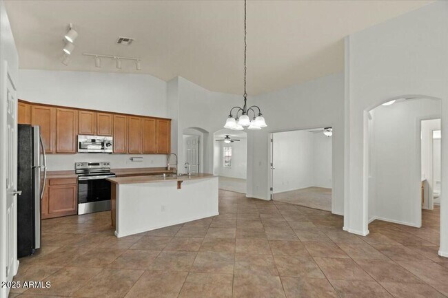 Building Photo - 17750 W Watson Ln