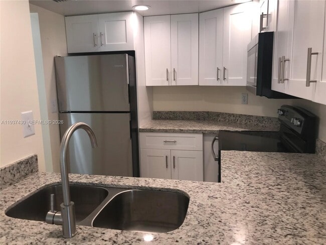 Building Photo - 6995 NW 186th St