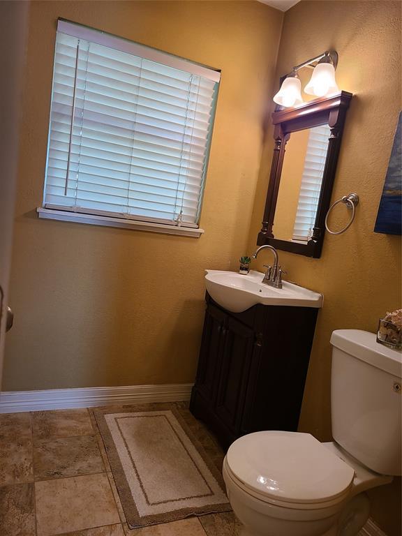 Building Photo - 6742 Feldspar St