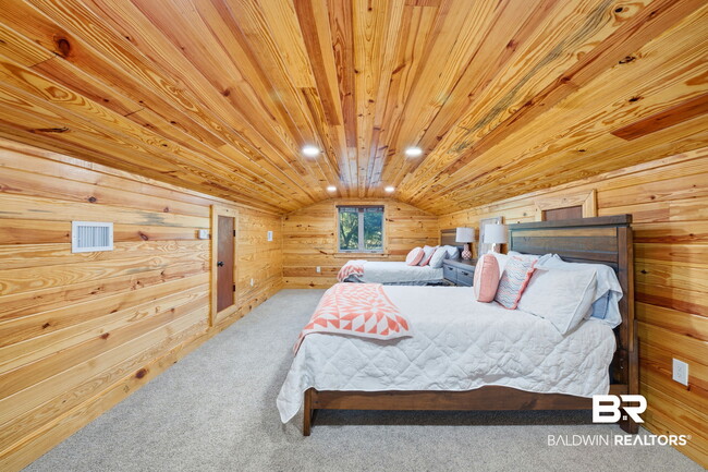 Building Photo - 27522 Burkhardt Dr