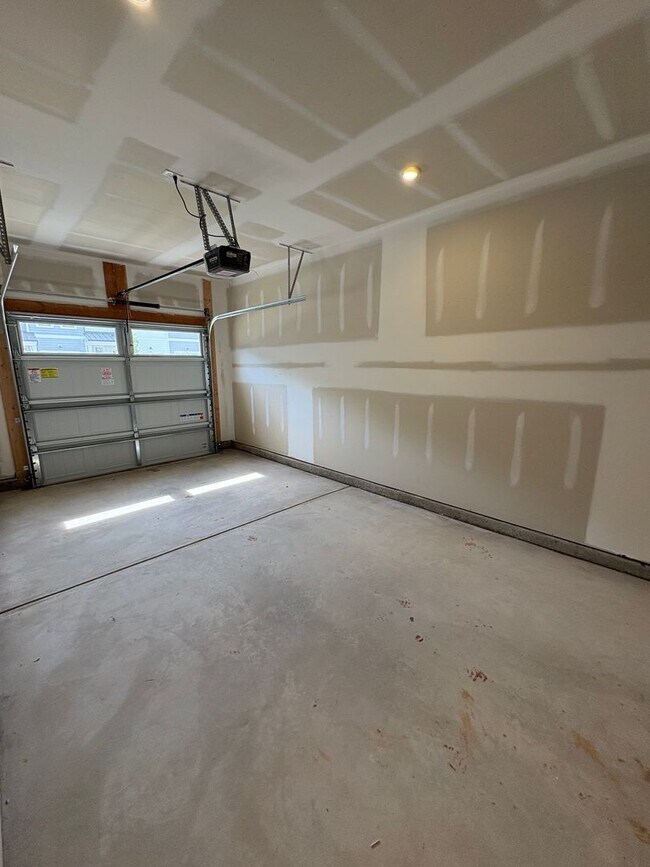 Building Photo - New Construction