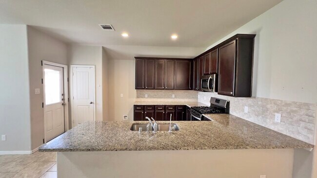 Building Photo - 4019 Spurwing Ln