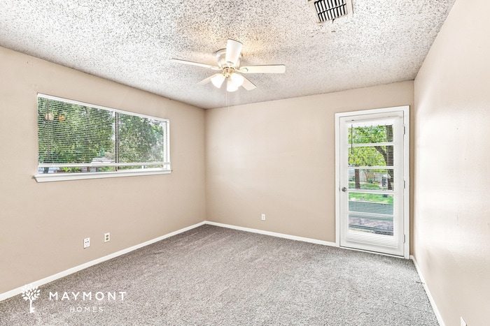 Building Photo - 7218 Jadewood Dr