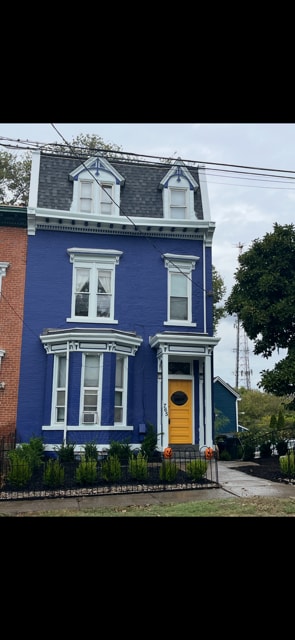 Building Photo - 765 Mt Hope Ave