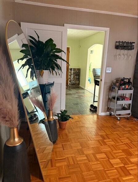 Building Photo - 1706 Kenruth Dr