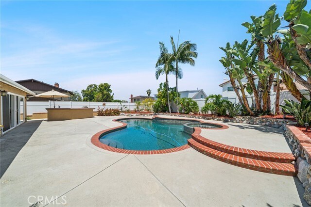 Building Photo - 25101 Northrup Dr