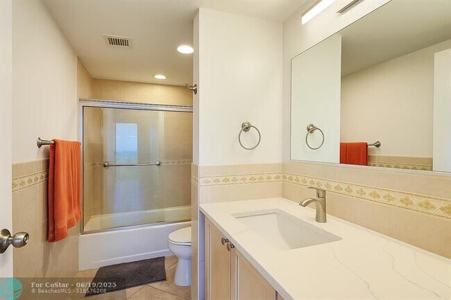 Building Photo - 6000 N Ocean Blvd