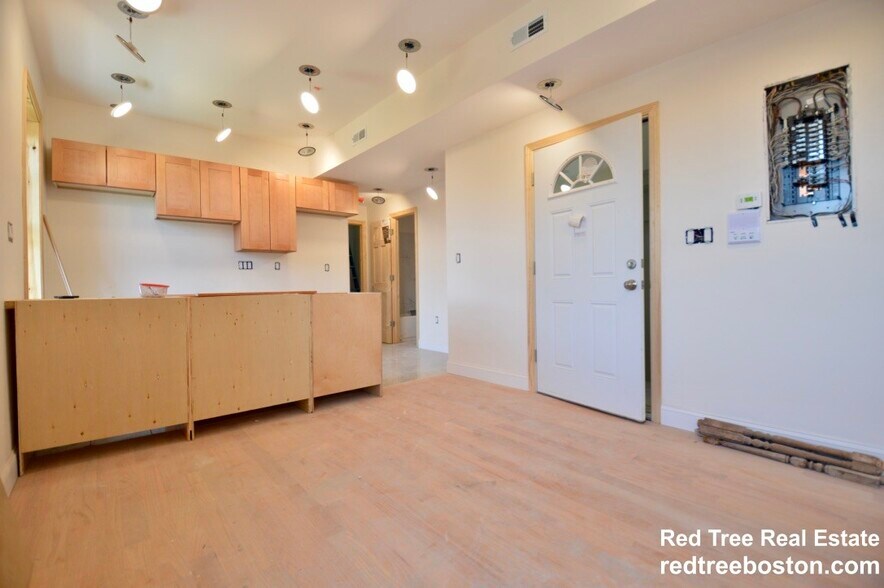 Building Photo - 20 Winthrop St