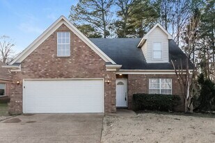 Building Photo - 8793 5 Oaks Dr W