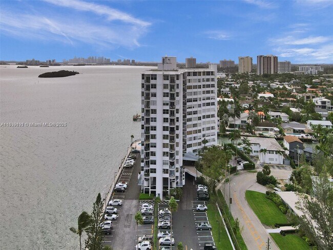 Building Photo - 11930 N Bayshore Dr