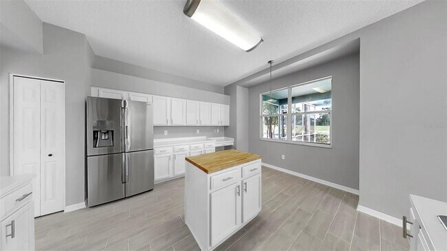 Building Photo - 11208 Sailbrooke Dr