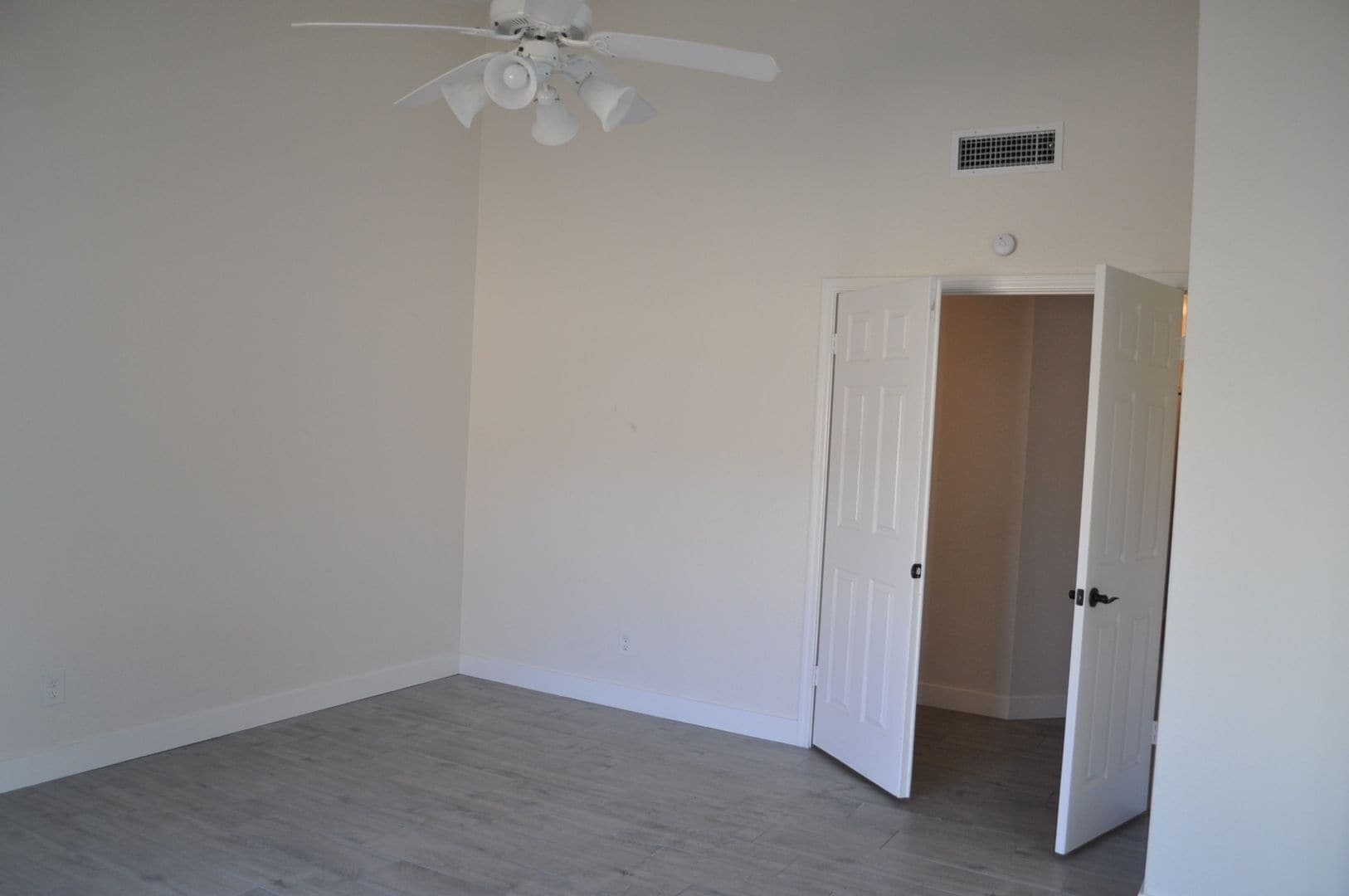 Building Photo - 10795 N 109th St