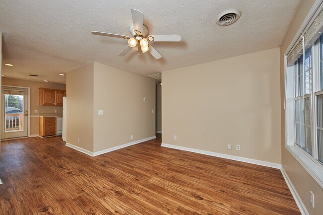 Building Photo - Coming Soon: 2BR, 1 1/2BA condo