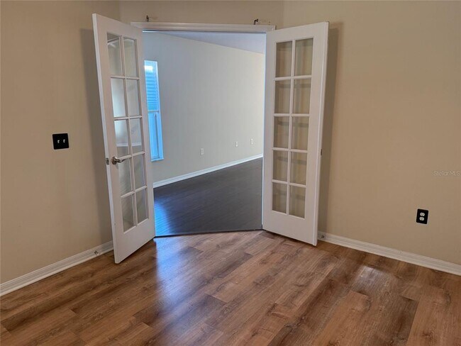 Building Photo - 12311 Boot Spur Way