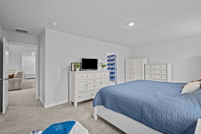 Building Photo - 402 Folkstone Rd