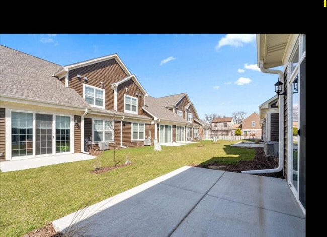 Building Photo - 711 Verandah Dr