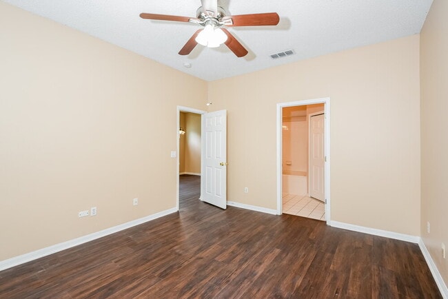 Building Photo - 14436 Chicora Crossing Blvd