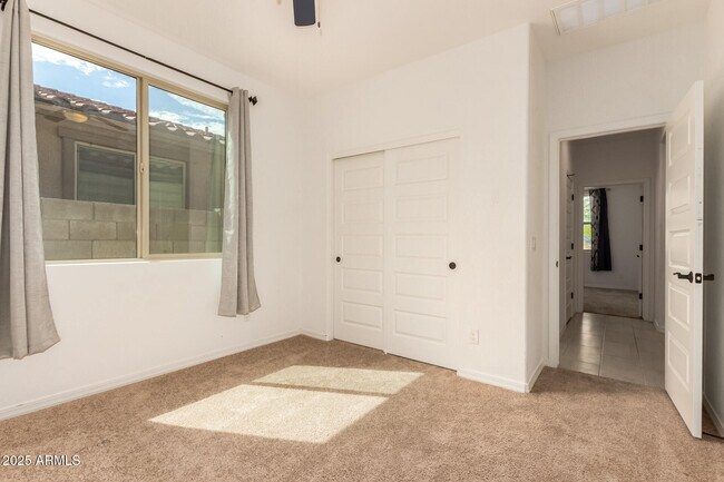 Building Photo - 12751 W Ocotillo Rd