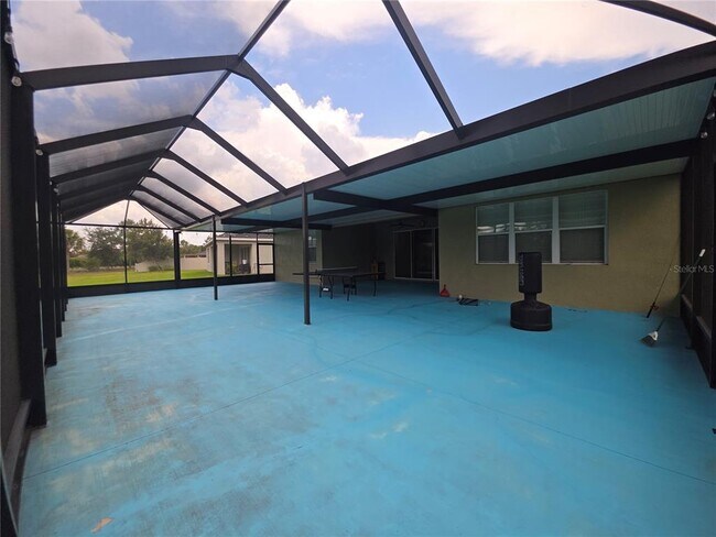 Building Photo - 17545 Buckingham Garden Dr