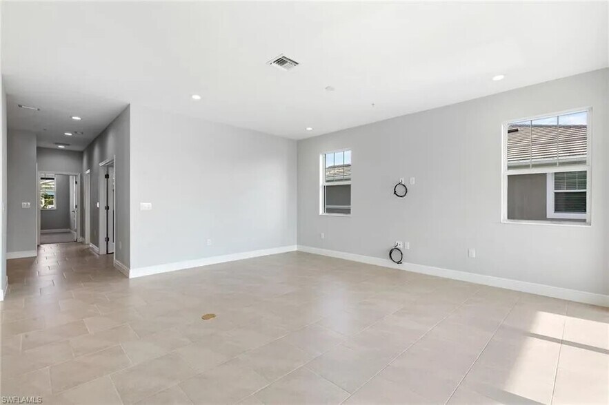 Building Photo - 2318 Sawyers Hill Rd
