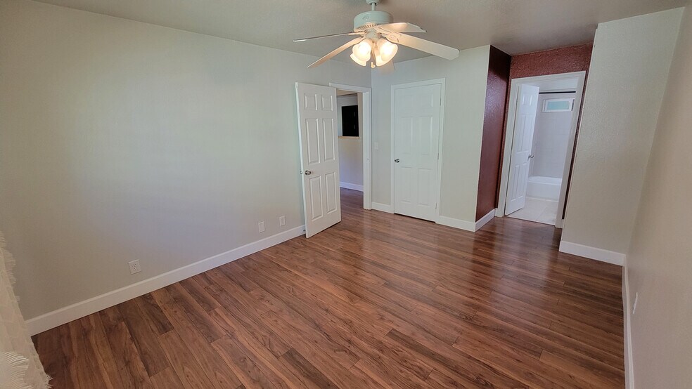 Building Photo - 3116 San Carlos Way