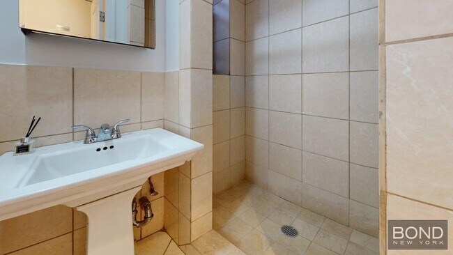 Building Photo - 207-209 West 11th Street