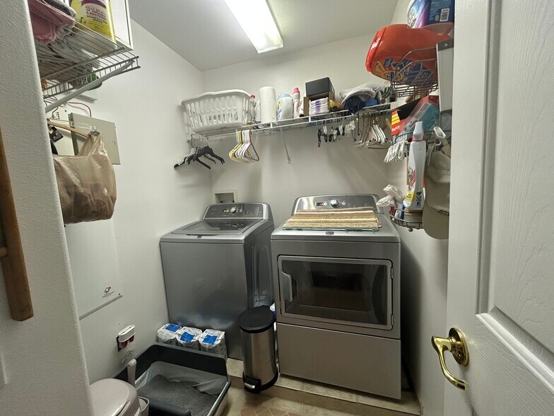 Laundry - 10314 Saville Rowe Ln