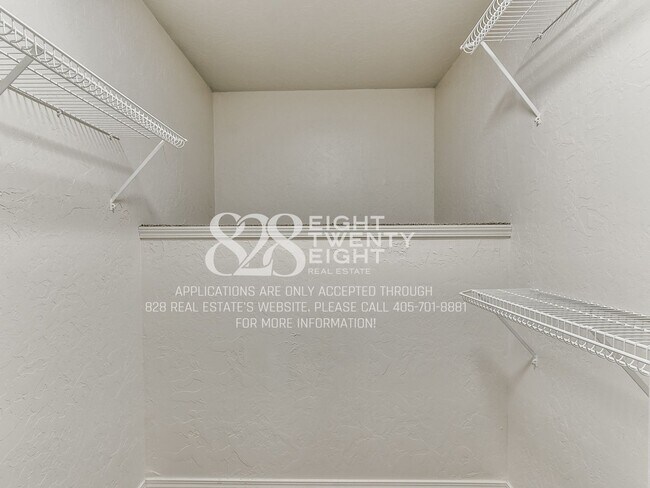 Building Photo - PRELEASING NOW FOR JULY 2026! Amazing 3 Bed/2.5 Bath/2-Car Garage Condo Minutes from Campus!